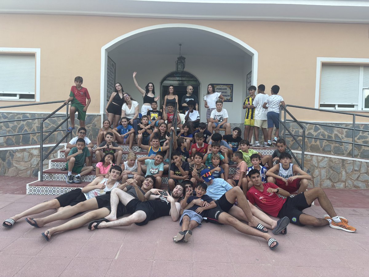 Estos días estamos en #Hemopeques2025 La Charca, Totana (Murcia) 

Los niños y niñas están disfrutando, compartiendo   y aprendiendo ☀️☀️

En redes no podéis ir viendo cómo disfrutan! 
#coagulopatias #hemofilia #verano