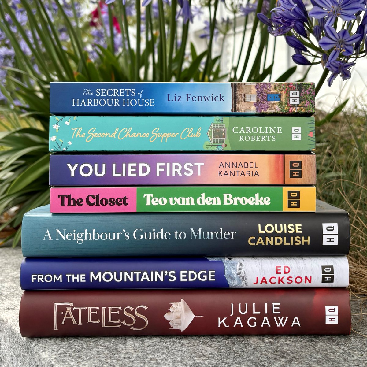 HQ Stories tweet media