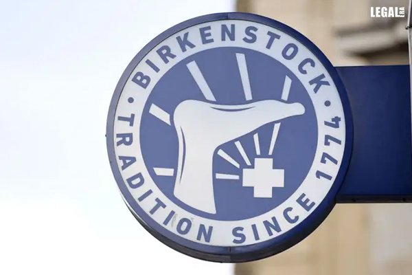 LegalEraGlobal's tweet image. Trademark Triumph: Delhi High Court Shields Birkenstock’s Brand Identity

Link to read full News: legaleraonline.com/ip-news/tradem…

#TrademarkInfringement #DesignProtection #CopyrightLaw #Birkenstock #DelhiHighCourt #IPR