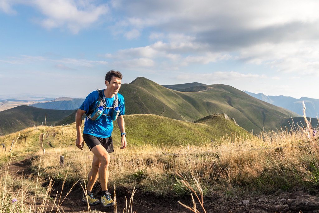 lorblanchet's tweet photo. II y a 10 ans, j’embarquais dans une aventure personnelle : relier le Cantal, le Sancy et le Puy-de-Dôme par le GR4. Une balade de 145km en autonomie avec forcément de belles surprises et des moments de galère. Je ne peux que vous encourager à tracer vos aventures. 💙 https://t.co/0SEnKI67Vu