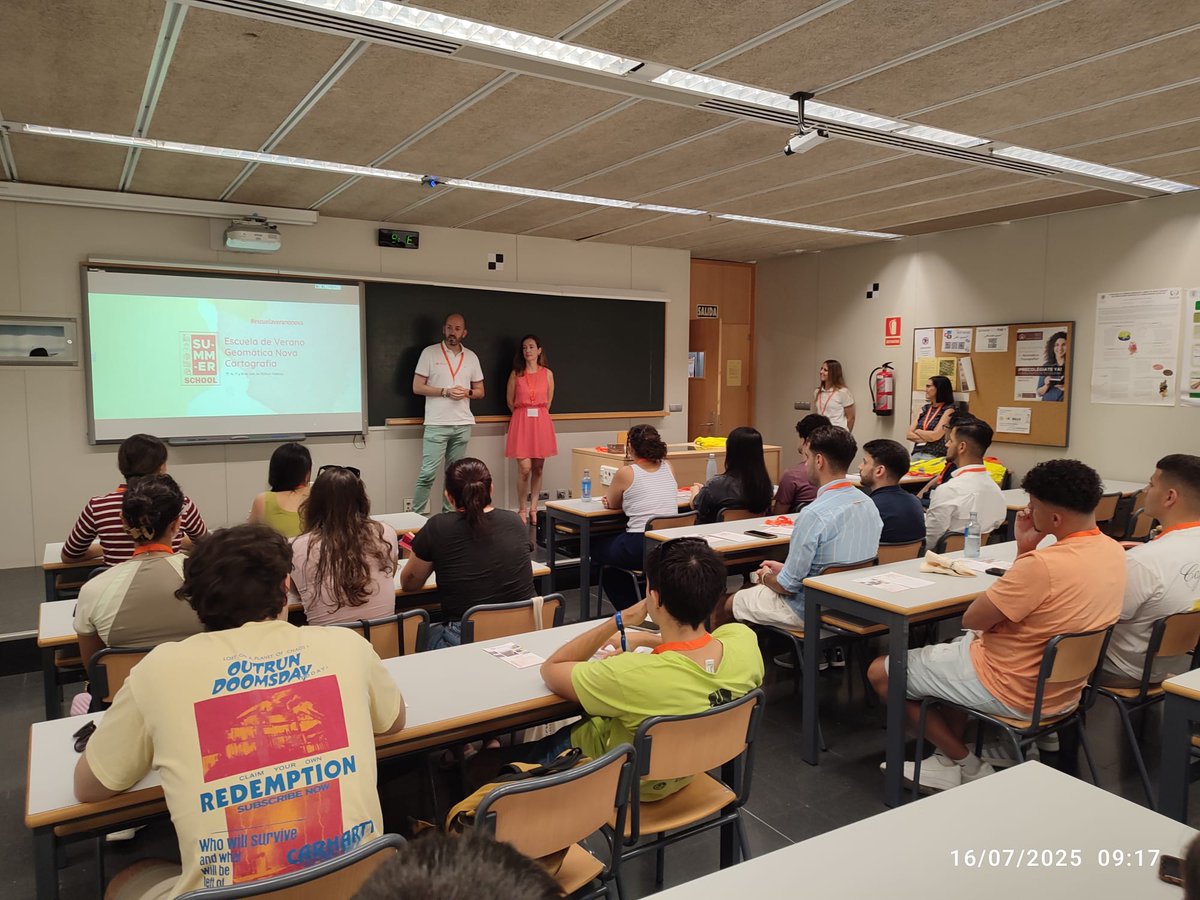 GeomaticaUPV's tweet image. ¡Ya está en marcha la primera Escuela de Verano de Ingeniería #Geomática de España¡
De la mano de la Cátedra Nova Cartografía @novacartog82790 en la @UPV, del 16 al 18 de julio se está celebrando la I edición de esta Escuela de Verano tan especial.

upv.es/entidades/etsi…