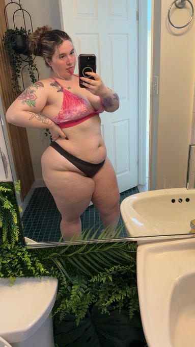xtattedbaddiex
