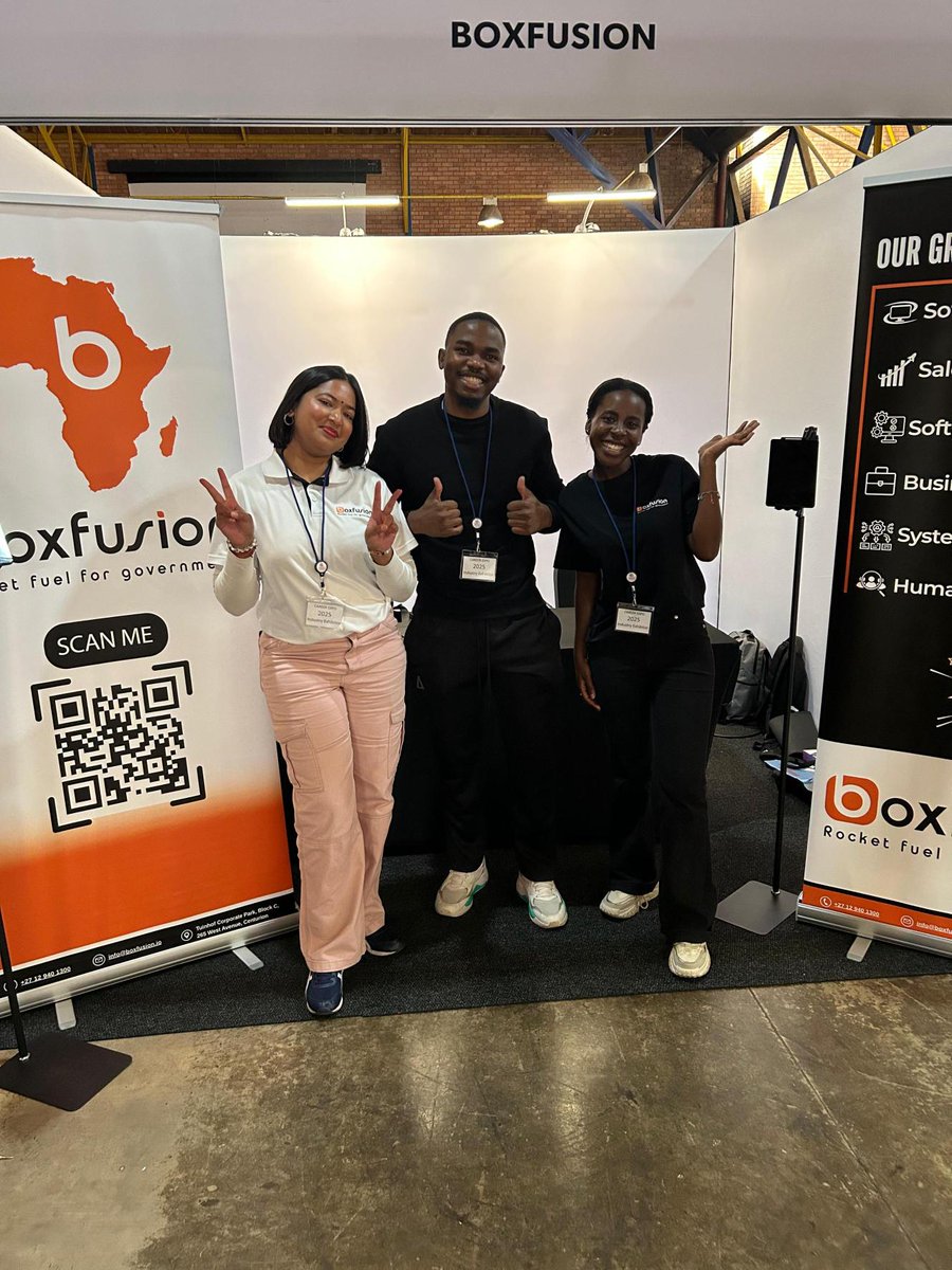 boxfusion_sa's tweet image. On campus at @Official_TUT, meeting future innovators! Visit our stand for:  
🔹 Graduate &amp;amp; internship roles  
🔹 Life at Boxfusion  
🔹 SmartGov solutions  

Join your journey!  

#GraduateOpportunities #InternshipSearch #SmartGovernment #BoxfusionCareers