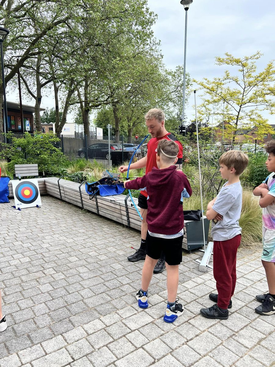 MyDoncaster's tweet image. Don't let boredom win this summer!❌
Thanks to the Mayor's fund, Summer Staycation is back in Doncaster with an exciting line-up of activities to keep your kids entertained all summer long🌅
🗺️Ready to explore?
➡️yourlifedoncaster.co.uk/events?tag=Sum…