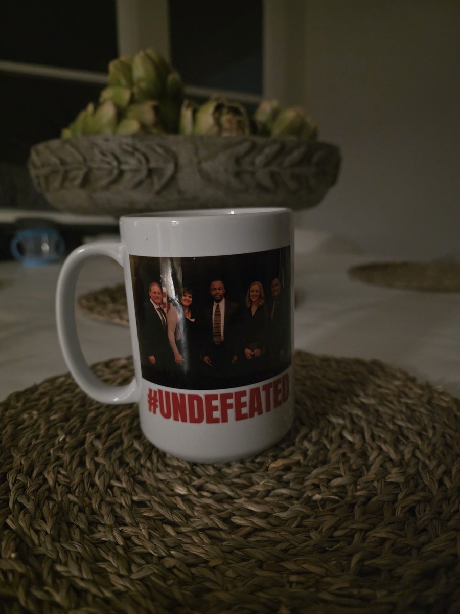 UNDEFEATED_BRO's tweet image. Fortune favors the early risers. #undefeated