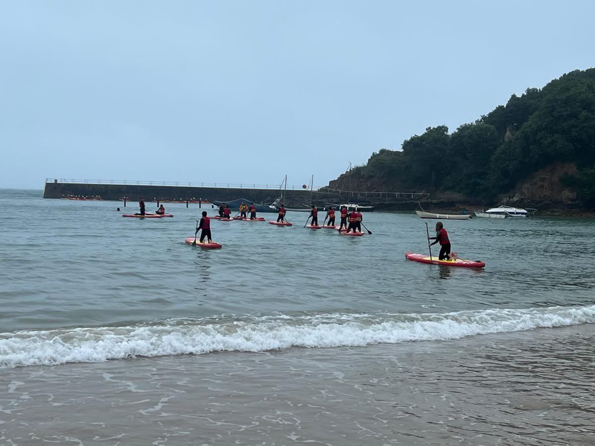 VictoriaCollege (@victoriacollege) on Twitter photo Day 3 at Absolute Adventures was pretty damp! Despite the rain, some students started off with an impromptu game of volleyball, before a morning on SUPs. In the afternoon they were back out on the water in the kayaks - their resilience was exceptional! <a href="/VCJ_Head/">Gareth Hughes</a> Day 3 at Absolute Adventures was pretty damp! Despite the rain, some students started off with an impromptu game of volleyball, before a morning on SUPs. In the afternoon they were back out on the water in the kayaks - their resilience was exceptional! <a href="/VCJ_Head/">Gareth Hughes</a>