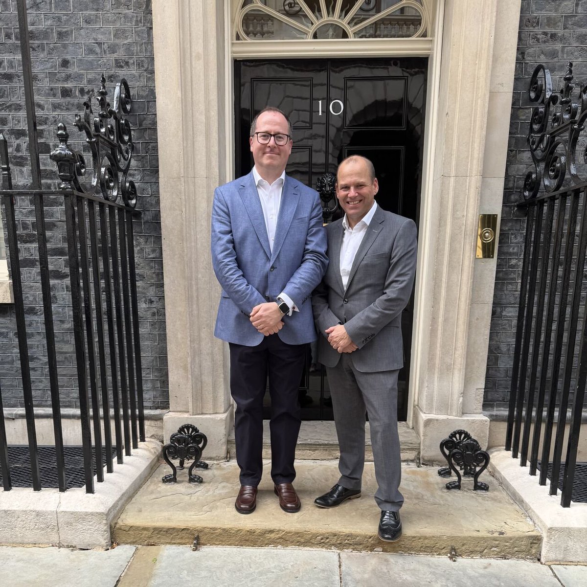 Bar of NI (@thebarofni) on Twitter photo Chair of the Bar Council, Donal Lunny KC attended an event to celebrate the legal services sector yesterday, alongside <a href="/LawSociety_NI/">Law Society of Northern Ireland</a> President Colin Mitchell.
The event was hosted by The Lord Chancellor The Rt Hon <a href="/ShabanaMahmood/">Shabana Mahmood MP</a> at Downing Street and recognised the Chair of the Bar Council, Donal Lunny KC attended an event to celebrate the legal services sector yesterday, alongside <a href="/LawSociety_NI/">Law Society of Northern Ireland</a> President Colin Mitchell.
The event was hosted by The Lord Chancellor The Rt Hon <a href="/ShabanaMahmood/">Shabana Mahmood MP</a> at Downing Street and recognised the