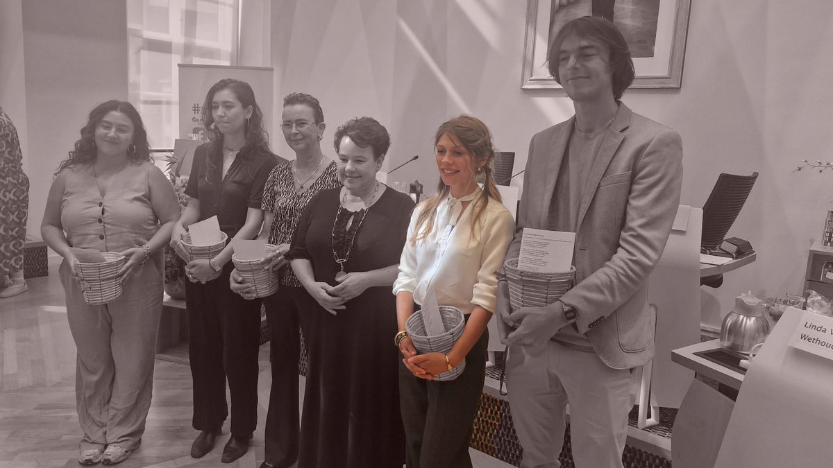 Zojuist is ons nieuwe commissielid geïnstalleerd in de gemeenteraad.

Welkom Summer Cox bij UtrechtNu!

Ze gaat zich bezighouden met onder andere wonen en de energietransitie.