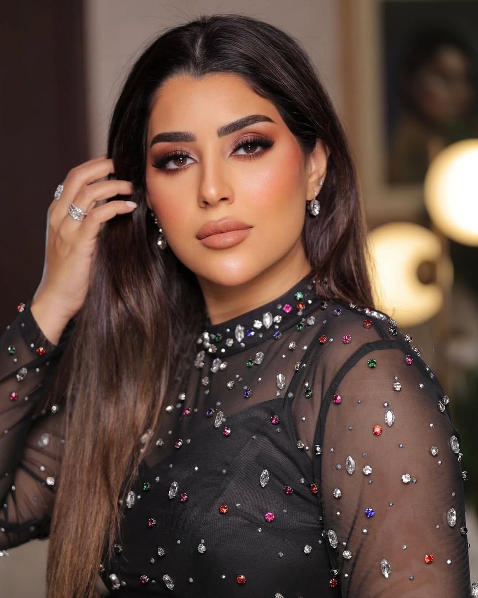 <a href="/AYTENAMER/">Ayten Amer</a> تونا قمرية وانا بحبها جدا دائما وابدا بحبها