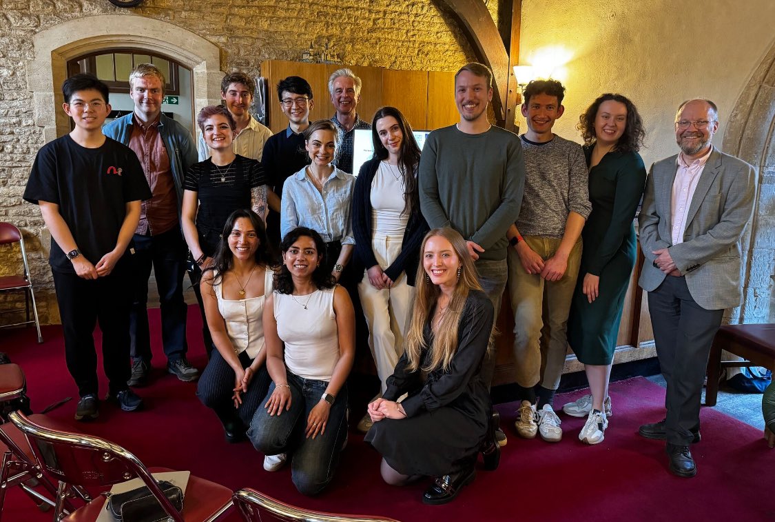 Extremely delayed post but a lovely evening with the Merton Life Sciences Network - talking about my PhD work on #lncRNA and #neurogenesis !