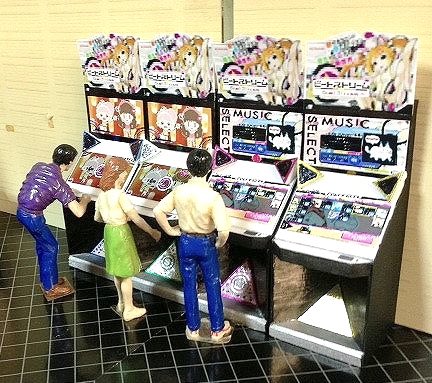SINPACHY's tweet photo. >RT
そうか。
今日はビートストリームの誕生日か。
おたおめやで♪
😄🎉🎊🍾
#ビートストリーム　#bemani
#筐体ミニチュア https://t.co/CYrNApIAyZ