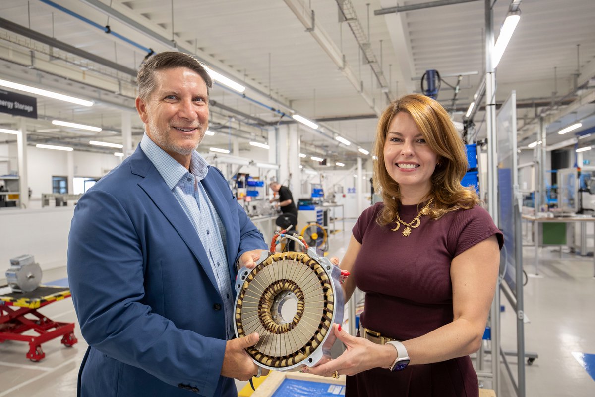 NorthernEngMag's tweet image. North East Mayor @KiMcGuinness has officially opened @turntidetech expanded Gateshead production site, marking a major step forward for the region’s electrification and clean tech ambitions.
More: northernengineer.co.uk/resources/nort…
#northeast #engineering #CleanTech #manufacturing