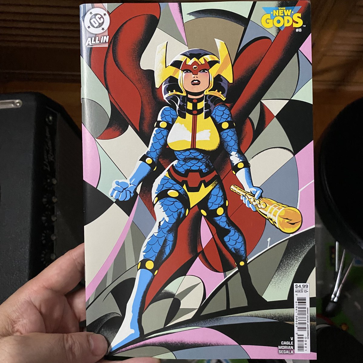 javiercaster's tweet image. #printedpaper #bigbarda #newgods #kingkirby #dccomics