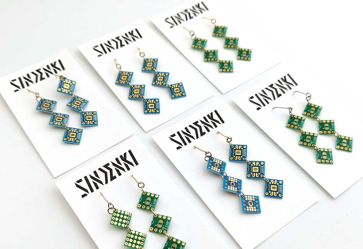 ArtLUCKYRECORDS's tweet image. SINDENKI  Switch Earrings
These triple electronic board earrings sway gently by your ears—available in two colors: blue and green!
art.luckyrecords.jp/collections/si…
#sindenki #upcycledjewelry #handmadeaccessories