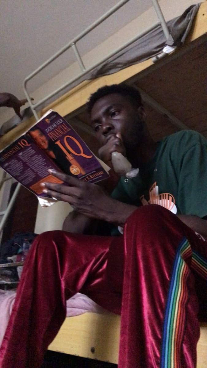 thurkmusic's tweet photo. I too dey feel something nice about happening , don’t know what but I dey feel am , no be small anticipating https://t.co/e5KYYCiY1W