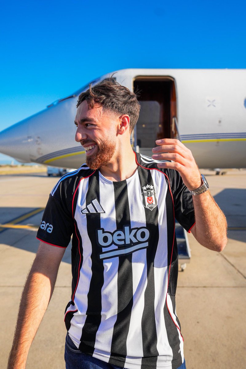 Kartal Medya (@kartalmedya2023) on Twitter photo Beş Beşiktaş taraftarına, çekilişle yeni sezon Orkun Kökçü forması hediye edeceğiz!
🦅Rt at.
🦅 Hesabımızı (<a href="/kartalmedya2023/">Kartal Medya</a>) takip et.
🦅Bu tweet'i beğen.
🦅Yoruma "BJK" yaz. Beş Beşiktaş taraftarına, çekilişle yeni sezon Orkun Kökçü forması hediye edeceğiz!
🦅Rt at.
🦅 Hesabımızı (<a href="/kartalmedya2023/">Kartal Medya</a>) takip et.
🦅Bu tweet'i beğen.
🦅Yoruma "BJK" yaz.