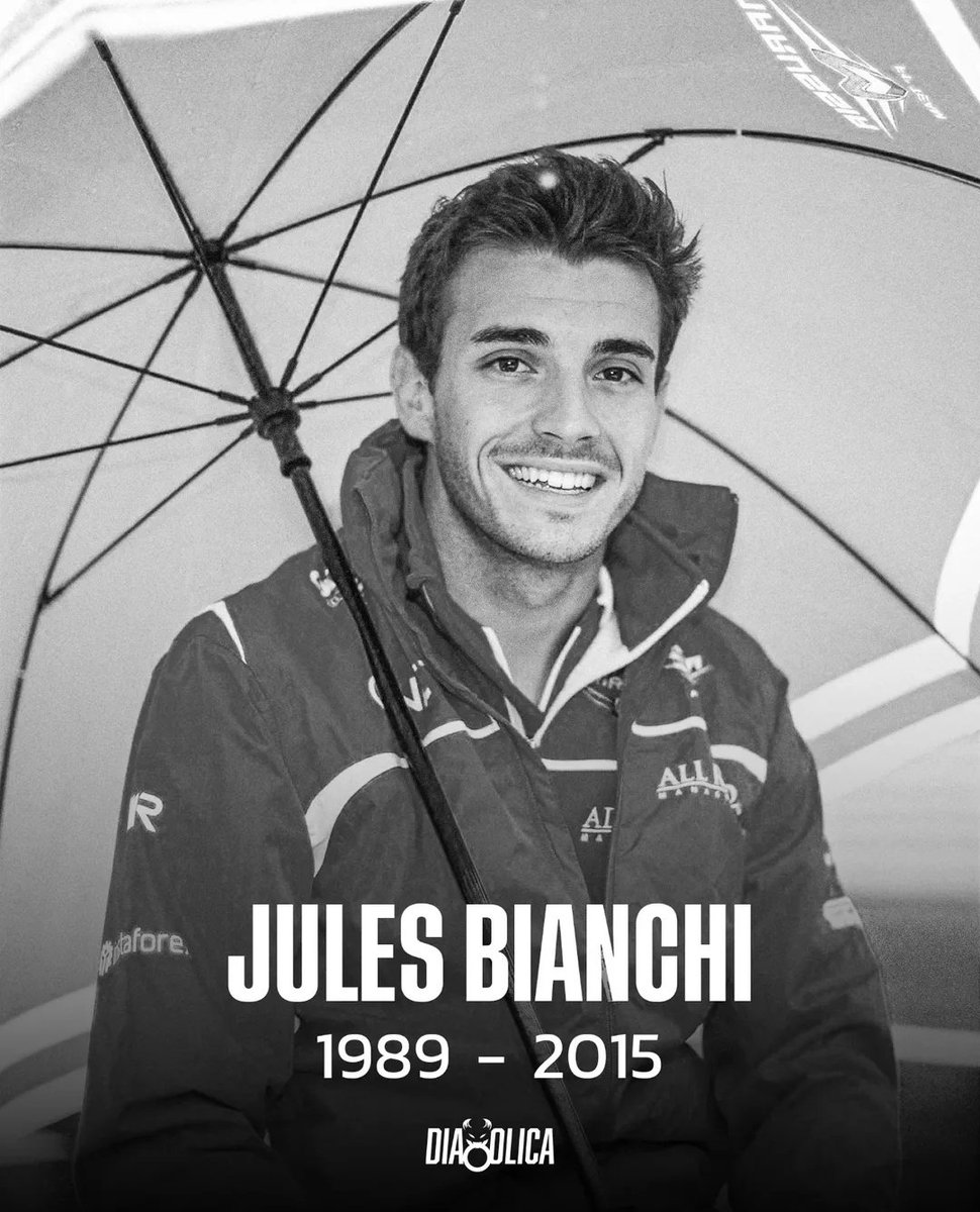 🕊️ Bugün, 2014 Japonya GP'sinde geçirdiği kazadan dolayı 9 ay boyunca yaşam savaşı veren ve bu savaşı ne yazık ki kaybeden Jules Bianchi'nin ölüm yıldönümü.

🙏 Vefatının 10. yılında, kendisini saygıyla ve özlemle anıyoruz.
