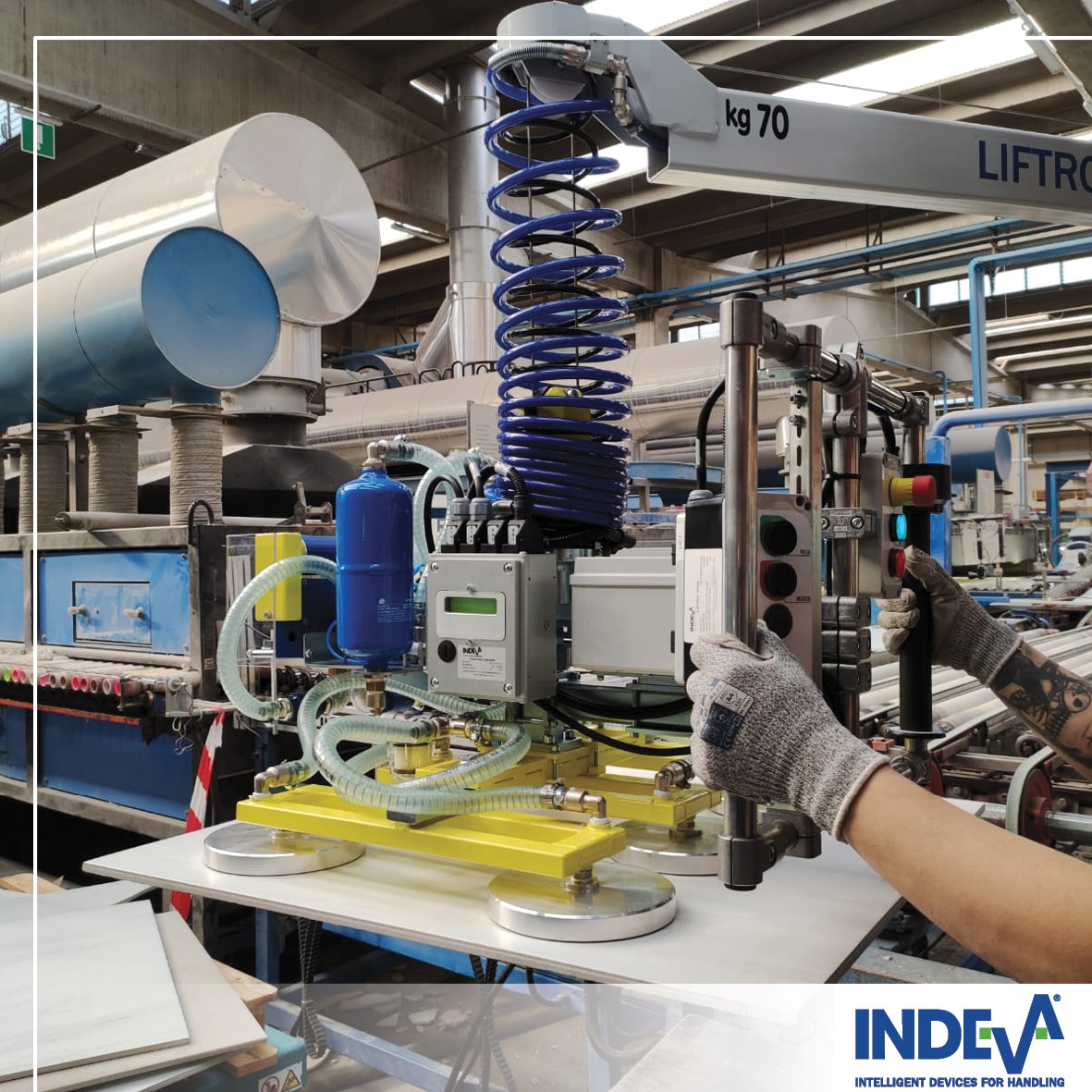 🟡 When gravity pulls, vacuum lifts — precisely, safely.
No hooks. No scratches. No risk.
Vacuum gripping systems handle fragile panels with care and control.
Glass, metal, composites — lifted with trust.
#VacuumTechnology #SmartManufacturing