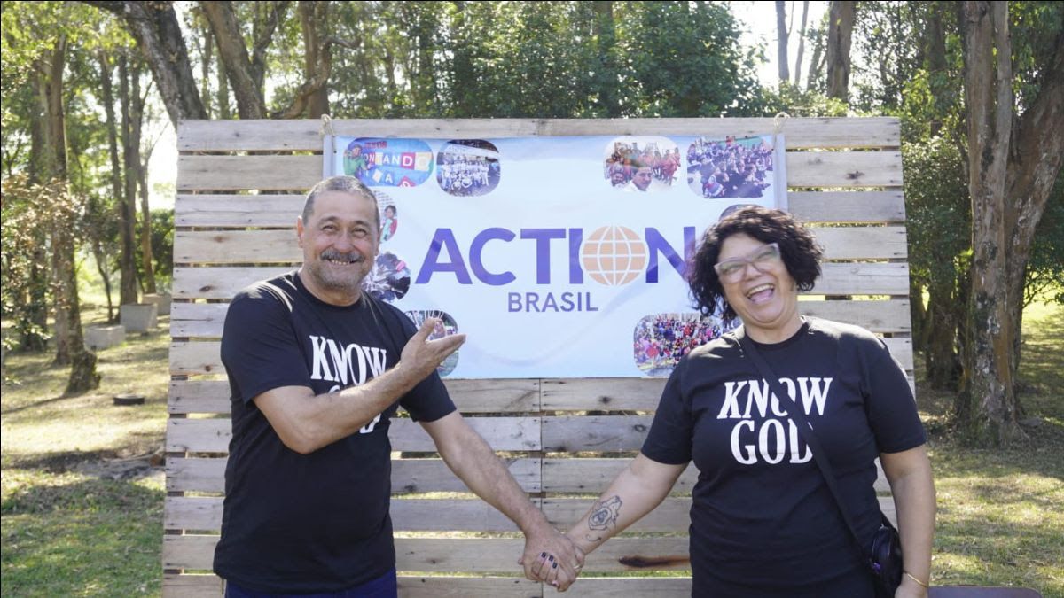 ACTIONIntl's tweet photo. Prayers: MATHEUS &amp; MIRIAM PEREIRA - BRAZIL
---
• For the school counter-shift we will organize, with chaplaincy working with children who are having difficulties at school.
• For an adequate space furnished and equipped to receive these children.

https://t.co/90i52u3gJS https://t.co/VGd9Wi6QGG