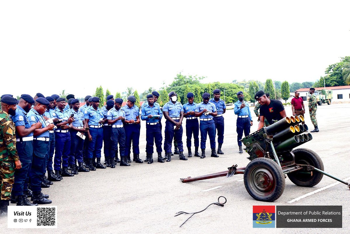 GhArmedForces's tweet image. Students of the Seaman Gunner First Class Qualification Course 1-2025 from the Naval Training Command have undertaken a study visit to the 66 Artillery Regiment in Ho.

gafonline.mil.gh/publication/ne…