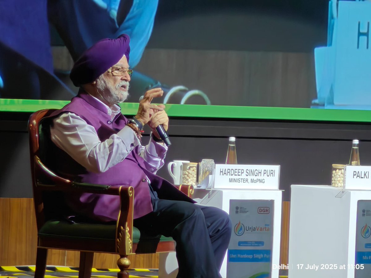 Essar Oil & Gas Exploration & Production Limited (@essar_eogepl) on Twitter photo At <a href="/DghIndia/">DGH</a> #UrjaVarta2025, Hon’ble <a href="/PetroleumMin/">Ministry of Petroleum and Natural Gas #MoPNG</a> Minister Shri <a href="/HardeepSPuri/">Hardeep Singh Puri</a> outlined India’s rising energy demand and the roadmap for energy security and growth.
#EOGEPL leadership joined the dialogue on strengthening domestic E&P, CBM development, and policy reforms. At <a href="/DghIndia/">DGH</a> #UrjaVarta2025, Hon’ble <a href="/PetroleumMin/">Ministry of Petroleum and Natural Gas #MoPNG</a> Minister Shri <a href="/HardeepSPuri/">Hardeep Singh Puri</a> outlined India’s rising energy demand and the roadmap for energy security and growth.
#EOGEPL leadership joined the dialogue on strengthening domestic E&P, CBM development, and policy reforms.