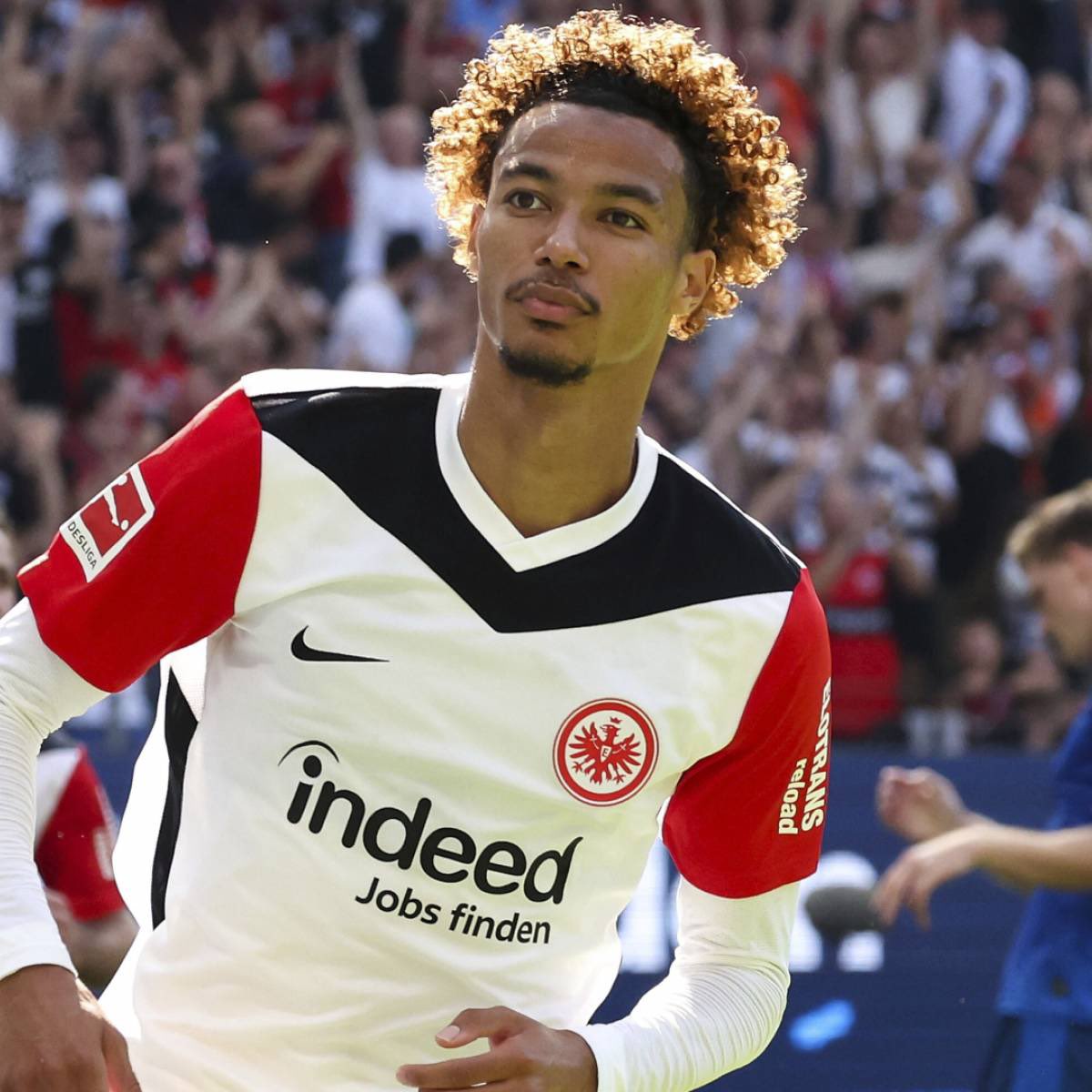 🚨 💣 EXCLUSIVE Hugo Ekitike and Liverpool reached an agreement over 6 year contract.

🔹The player only wants Liverpool. In the last 24h he has rejected Manchester United. Newcastle have already left talks.

🔹Negociation ongoing between Frankfurt and Liverpool.
