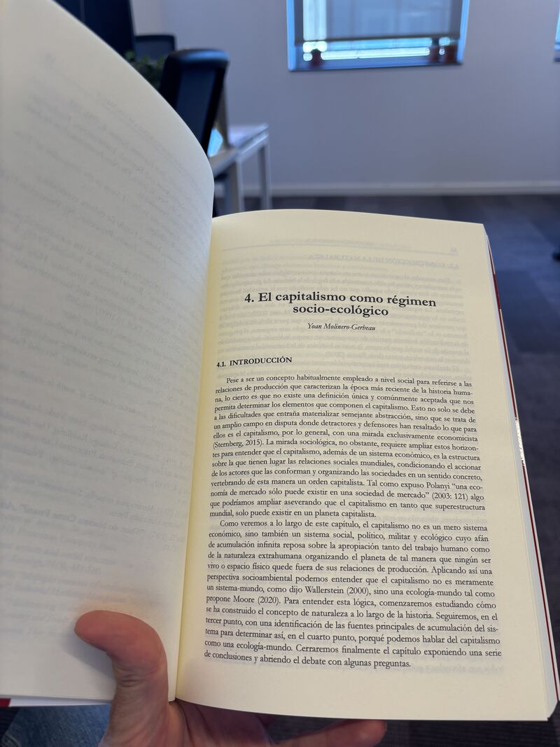 Yoan Molinero (@yoanmolinero) on Twitter photo Ya tengo en mis manos el manual de Sociología Económica coordinado por <a href="/cdecastro1974/">Carlos de Castro</a> y editado por <a href="/UAM_Madrid/">UAM Autónoma Madrid</a> Una obra absolutamente recomendable donde tengo un capítulo titulado “el capitalismo como régimen socio-ecológico”.
libros.uam.es/uam/catalog/bo… Ya tengo en mis manos el manual de Sociología Económica coordinado por <a href="/cdecastro1974/">Carlos de Castro</a> y editado por <a href="/UAM_Madrid/">UAM Autónoma Madrid</a> Una obra absolutamente recomendable donde tengo un capítulo titulado “el capitalismo como régimen socio-ecológico”.
libros.uam.es/uam/catalog/bo…