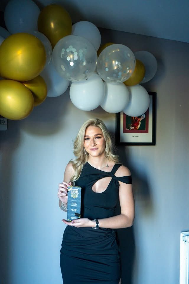 MancunianUnity's tweet image. 🤩Here she is! You had your say and after more than 100 votes Liv Reid was awarded Fans Player of the Season!
🧤A constant presence in the Unity goal with standout performances when it mattered most!