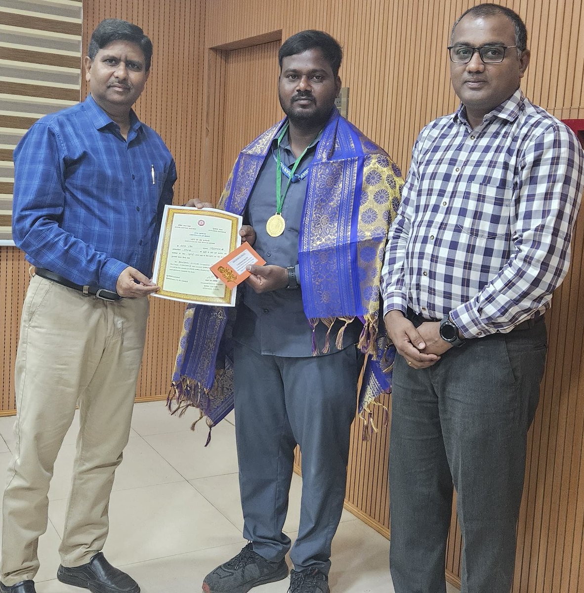 During a routine shunting operation, an empty unreserved coach was observed emitting smoke, followed by the outbreak of a fire. Displaying exceptional presence of mind and courage, Shri Harish, Pointsman at Tirupati, risked his life to promptly extinguish the fire. He