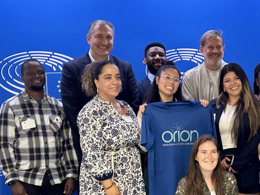 🇨🇦❤️Hoy en el Parlamento Europeo he participado en un interesante debate con jóvenes refugiados en Canadá sobre el sistema de acogida e integración en la sociedad canadiense. 

Gracias al proyecto Orión, muchos de ellos han logrado empezar una nueva vida.