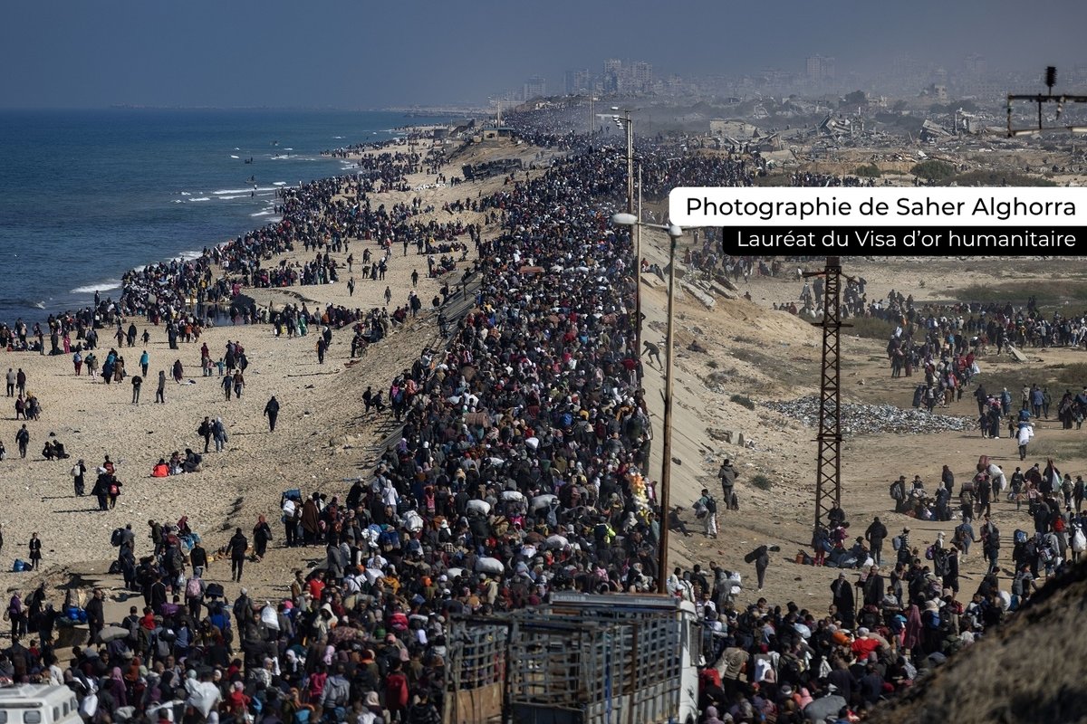 CICR_Paris's tweet image. 📷 Saher Alghorra, lauréat du Visa d'or humanitaire du CICR, a capturé en janvier 2025 les foules de Palestiniens retournant vers le nord de Gaza pour la première fois depuis le début du conflit.
Pour découvrir son travail 👉🏼 ms.spr.ly/6017sBBFH