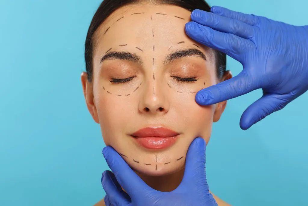 In today's #TDMexclusive, we present the top five destinations for #aestheticmedicaltourism and why people opt to travel for cosmetic procedures or dermatological treatments. #medicaltourism
traveldailymedia.com/travelling-to-…