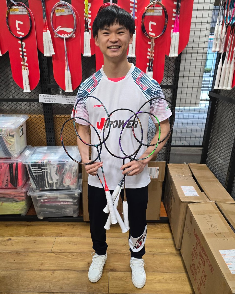 ジャパンオープン から #渡辺勇大 選手が #リーニン のAXFORCE90NEWを