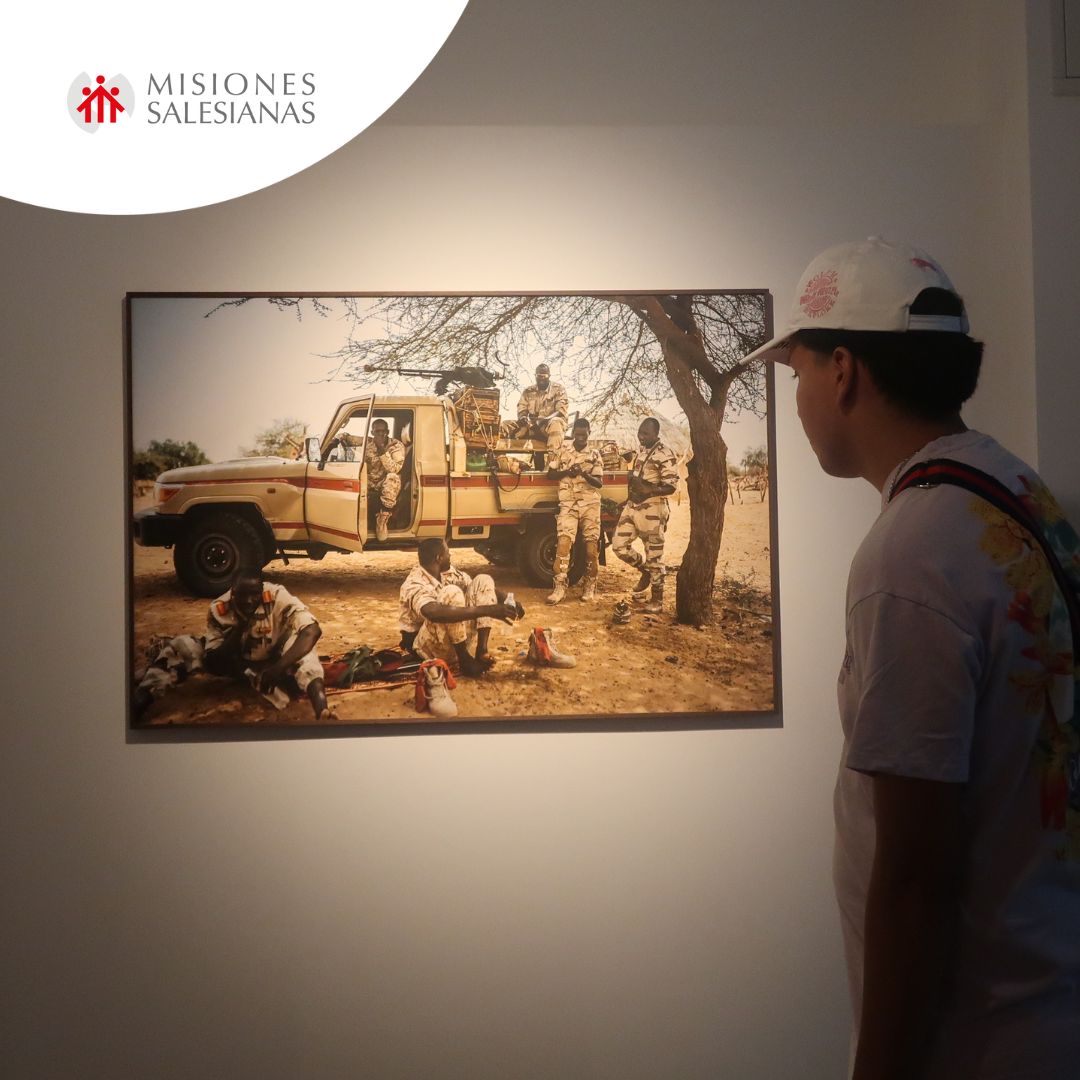 Misiones Salesianas (@msalesianas) on Twitter photo 🧒🏽👧🏼 35 jóvenes del campamento de la Plataforma Valora han visitado 'Las Tres Fronteras' en el #MuseoMisionesSalesianas.
🎬 Taller de cultura de paz y migración con <a href="/ONGD_JyD/">Jóvenes y Desarrollo</a> y <a href="/valorasocial/">Plataforma Valora</a>
📅 ¡Visítala hasta el 31 de julio!
#PlataformaValora #LasTresFronteras 🧒🏽👧🏼 35 jóvenes del campamento de la Plataforma Valora han visitado 'Las Tres Fronteras' en el #MuseoMisionesSalesianas.
🎬 Taller de cultura de paz y migración con <a href="/ONGD_JyD/">Jóvenes y Desarrollo</a> y <a href="/valorasocial/">Plataforma Valora</a>
📅 ¡Visítala hasta el 31 de julio!
#PlataformaValora #LasTresFronteras