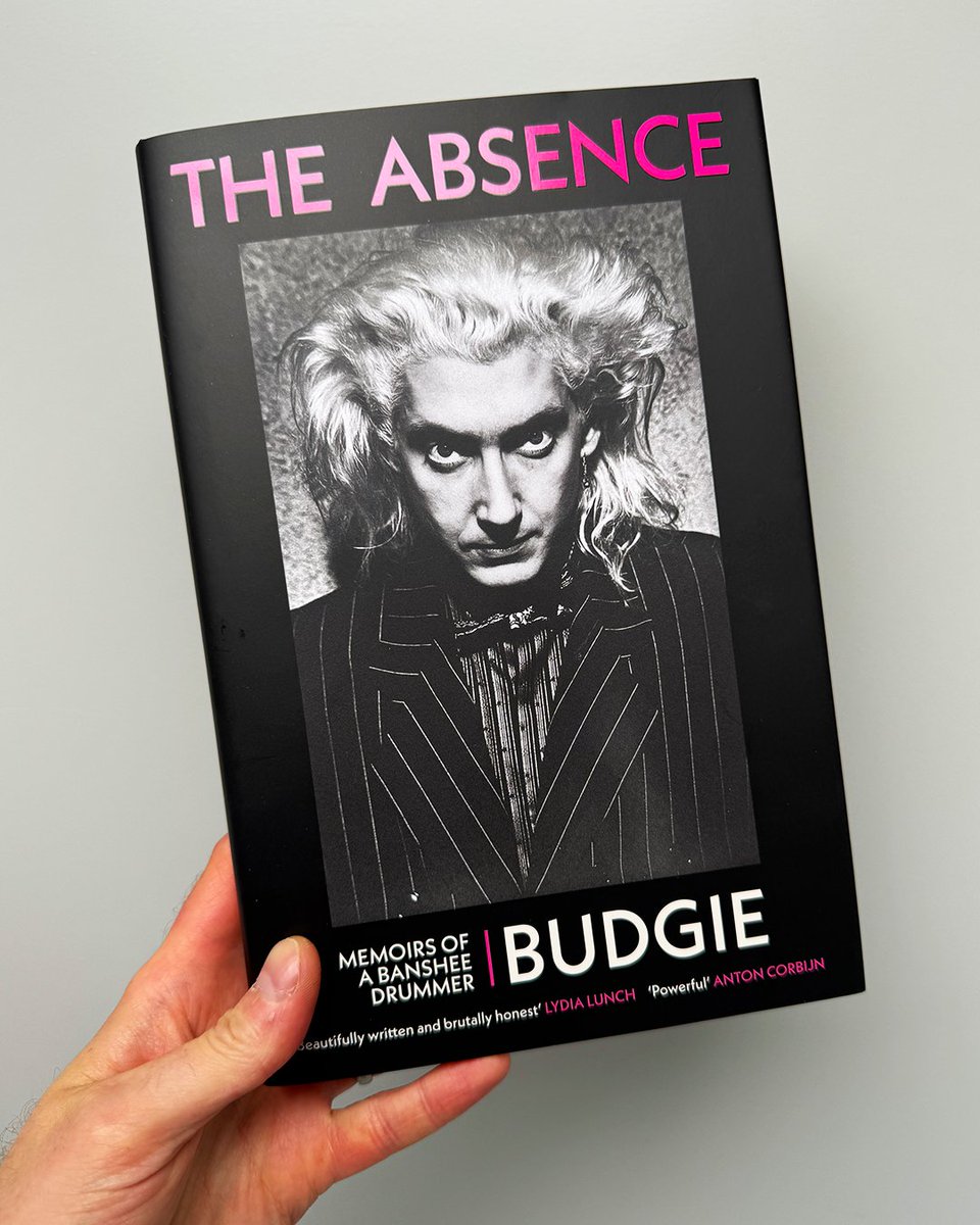 WhiteRabbitBks's tweet image. 'Intimate. Wounded. Sensational. I didn't just read The Absence. I devoured it' Rupert Thompson
It's finally here: Budgie's memoir is officially published today. Congratulations @Tuwhit2Whoo!
🥁 Find it in your local bookshop or record store geni.us/Budgie