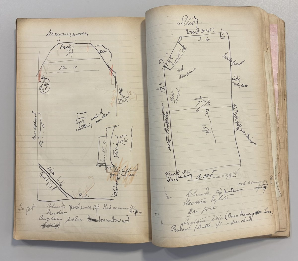 BerksArchives's tweet image. Another exciting find #InTheSearchroom while carrying out some routine cleaning. This charming volume is an inventory of the household items of J H Cope, including some wallpaper and fabric samples! 📷 D/EEg/F24