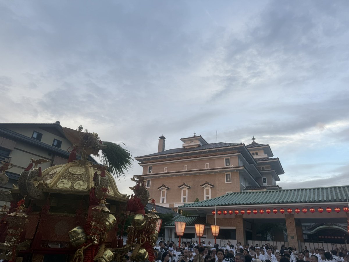 7/16〜8/31まで文筆業のお仕事のお休みをいただきました。
(祇園祭＆夏休み講習会で当初からの予定通り)
短歌は少し復活できるかもです😆
とりあえず神幸祭の御神輿のお勤めをして参ります🫡