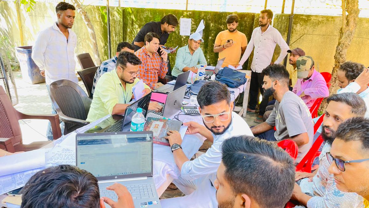 MVVNL LAKHIMPUR (@edclakhimpur) on Twitter photo рдЖрдЬ рджрд┐рдирдВрд╛рдХ 17.07.2025 рдХреЛ рдЕрдзреАрдХреНрд╖рдг рдЕрднрд┐рдпрдиреНрддрд╛ рджреНрд╡рд╛рд░рд╛ рд╡рд┐рджреНрдпреБрдд рд╡рд┐рддрд░рдг рдирд┐рдШрд╛рд╕рди рдореЗрдВ рдореЗрдЧрд╛ рдХреИрдореНрдк рдХрд╛ рдирд┐рд░реАрдХреНрд╖рдг рдХрд┐рдпрд╛ рдЧрдпрд╛ рдПрд╡рдВ рдЕрдзрд┐рд╢рд╛рд╖реА рдЕрднрд┐рдпрдиреНрддрд╛ рд╡ рдЙрдкрдЦрдгреНрдб рдЕрдзрд┐рдХрд╛рд░рд┐рдпреЛрдВ рдХреЛ рдЙрдкрднреЛрдХреНрддрд╛рдУрдВ рдХреЛ рдЕрдзрд┐рдХ рд╕реЗ рдЕрдзрд┐рдХ рд▓рд╛рдн рдкрдВрд╣реБрдЪрд╛рдиреЗ рд╣реЗрддреБ рдЖрд╡рд╢реНрдпрдХ рджрд┐рд╢рд╛-рдирд┐рд░реНрджреЗрд╢ рджрд┐рдпреЗ рдЧрдпреЗред
<a href="/CMOfficeUP/">CM Office, GoUP</a> <a href="/MVVNLHQ/">Madhyanchal Vidyut Vitran Nigam Limited</a> рдЖрдЬ рджрд┐рдирдВрд╛рдХ 17.07.2025 рдХреЛ рдЕрдзреАрдХреНрд╖рдг рдЕрднрд┐рдпрдиреНрддрд╛ рджреНрд╡рд╛рд░рд╛ рд╡рд┐рджреНрдпреБрдд рд╡рд┐рддрд░рдг рдирд┐рдШрд╛рд╕рди рдореЗрдВ рдореЗрдЧрд╛ рдХреИрдореНрдк рдХрд╛ рдирд┐рд░реАрдХреНрд╖рдг рдХрд┐рдпрд╛ рдЧрдпрд╛ рдПрд╡рдВ рдЕрдзрд┐рд╢рд╛рд╖реА рдЕрднрд┐рдпрдиреНрддрд╛ рд╡ рдЙрдкрдЦрдгреНрдб рдЕрдзрд┐рдХрд╛рд░рд┐рдпреЛрдВ рдХреЛ рдЙрдкрднреЛрдХреНрддрд╛рдУрдВ рдХреЛ рдЕрдзрд┐рдХ рд╕реЗ рдЕрдзрд┐рдХ рд▓рд╛рдн рдкрдВрд╣реБрдЪрд╛рдиреЗ рд╣реЗрддреБ рдЖрд╡рд╢реНрдпрдХ рджрд┐рд╢рд╛-рдирд┐рд░реНрджреЗрд╢ рджрд┐рдпреЗ рдЧрдпреЗред
<a href="/CMOfficeUP/">CM Office, GoUP</a> <a href="/MVVNLHQ/">Madhyanchal Vidyut Vitran Nigam Limited</a>