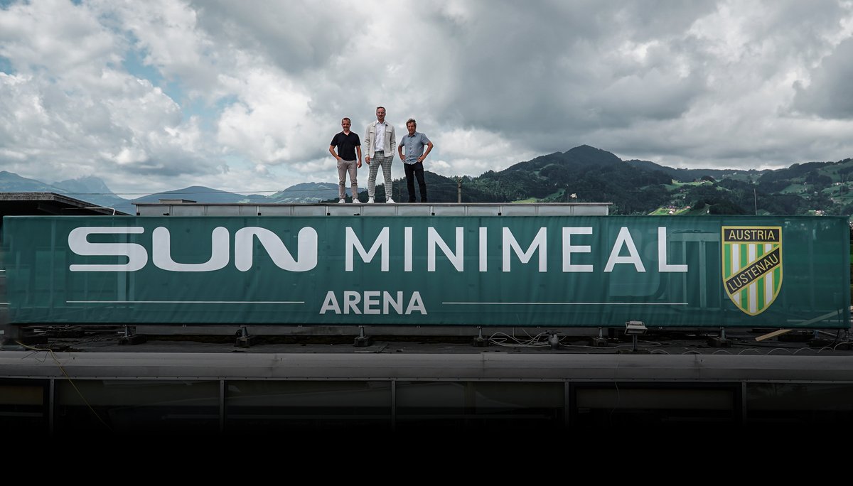 Die Austria hat einen neuen Sponsor für das Reichshofstadion: Im Zuge einer zunächst auf zwei Jahre angelegten Partnerschaft mit der Schweizer Firma SUN AG trägt Grün-Weiß die Heimspiele fortan in der SUN MINIMEAL Arena aus.

Alles dazu: bit.ly/46atgNj
