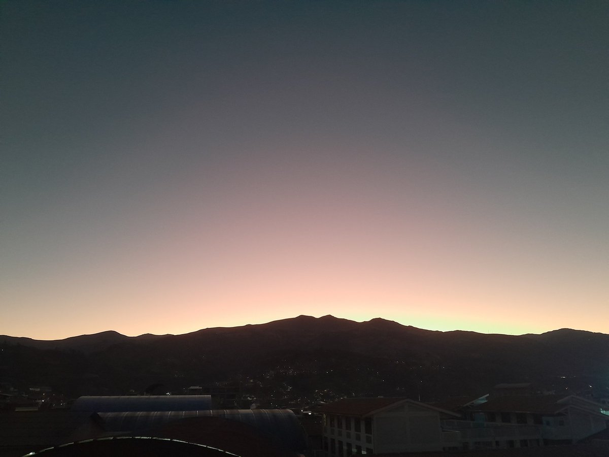 HuarazM's tweet photo. Atardecer o amanecer? 

#huaraztravelmap https://t.co/ZlUhpwKsgG