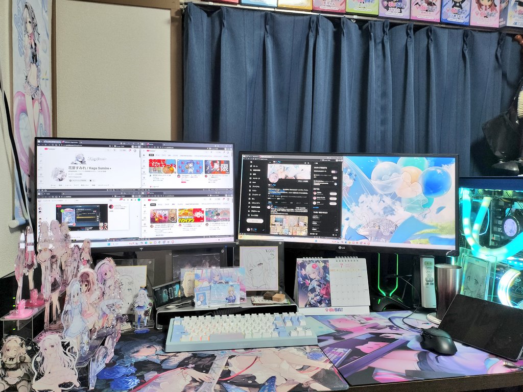 chartcube's tweet image. お部屋大分模様替えしたので更新します〜
リビング中心に推し活グッズ特にアクスタを好きなだけ集めています。自分のスキをいろいろな形で表現できたらなと思います！