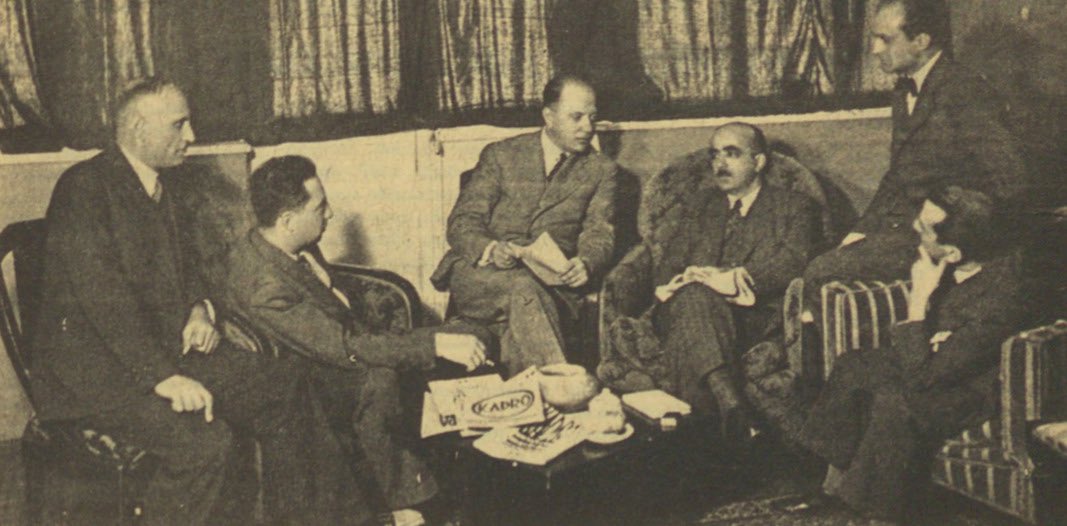 Hasan Hüseyin Çağıran #ZorakiDiplomat’ın sorusunu ve bugünkü anlamını değerlendirdi:

“Zannedilmesin ki mesele #YakupKadri’dir. Mesele mezkûr tavrın #Cumhuriyet tarihine, kurumlarına içkin ve hâlâ hücreleri diri olan hegemonik bir siyasi tavır olmasıdır.”

hazirkita.net/zoraki-diploma…
