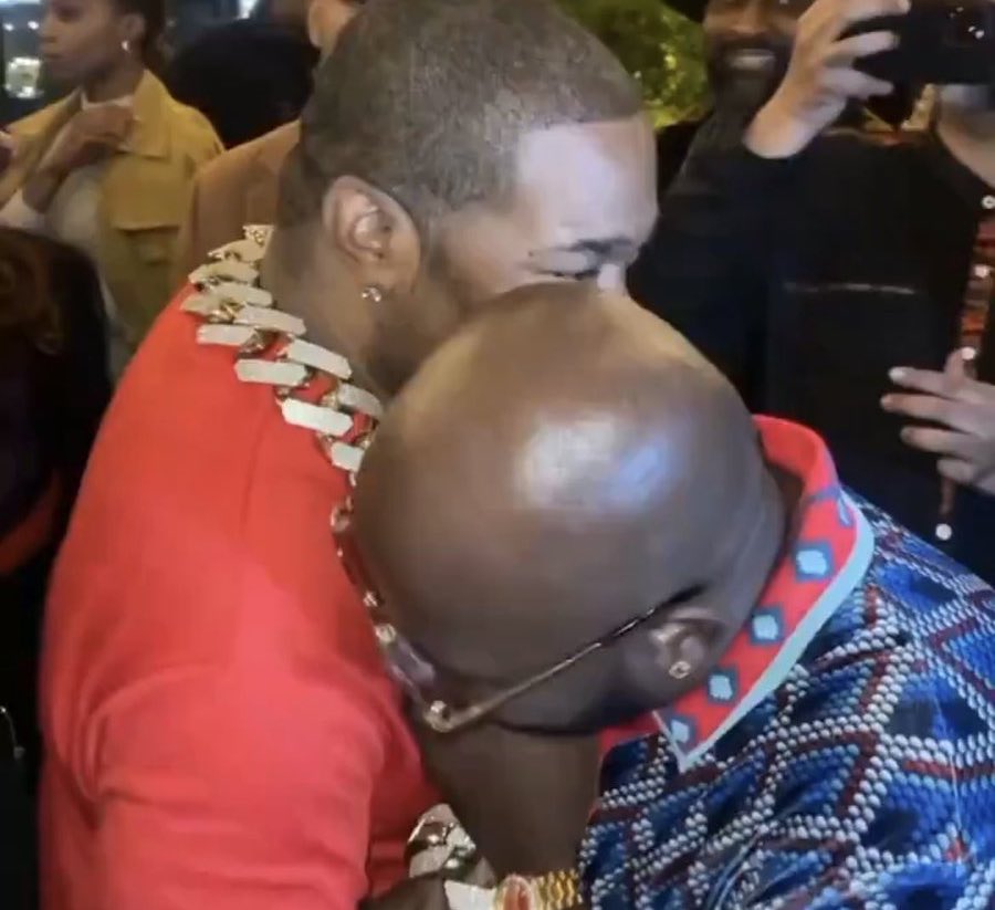 Busta: How are you brother I’m Busta Rhymes 

Phori: “Me is Madumane but only with a Chiskop… When I’m wearing a Doek me is Maphorisa…”