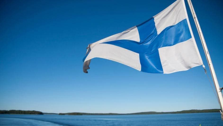 Ole_Kondratiuk's tweet image. 💪🇫🇮 The Finnish government has officially banned Russian and Belarusian citizens from buying real estate in the country, the law coming into effect on the 15th of July.
In addition to showing support for Ukraine, the ban is also aimed at strengthening Finnish security after…