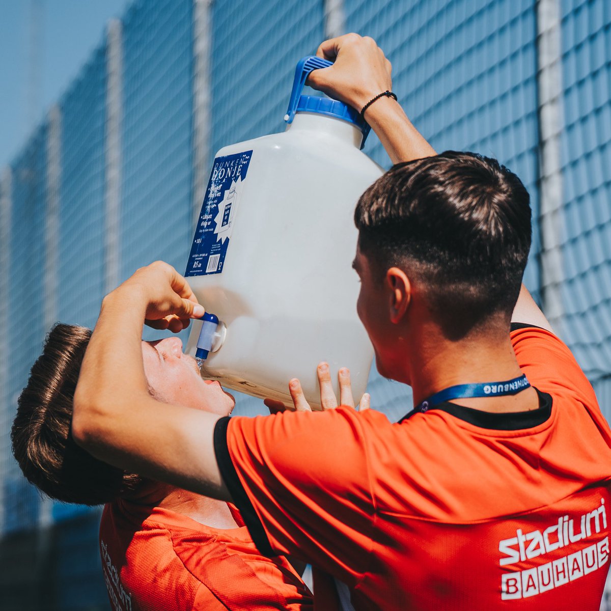 Don’t forget to hydrate 💧

It’s super warm today!

#GothiaCup #GothiaCup2025