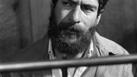 OffensiveEco's tweet image. Après 40 ans de détention et 40 ans de mobilisation pour sa libération, le combattant communiste pro-palestinien Georges Ibrahim Abdallah va sortir des geôles de l’État français !
Seule la lutte paie : la Palestine et le socialisme triompheront ✊🇵🇸🚩🏴