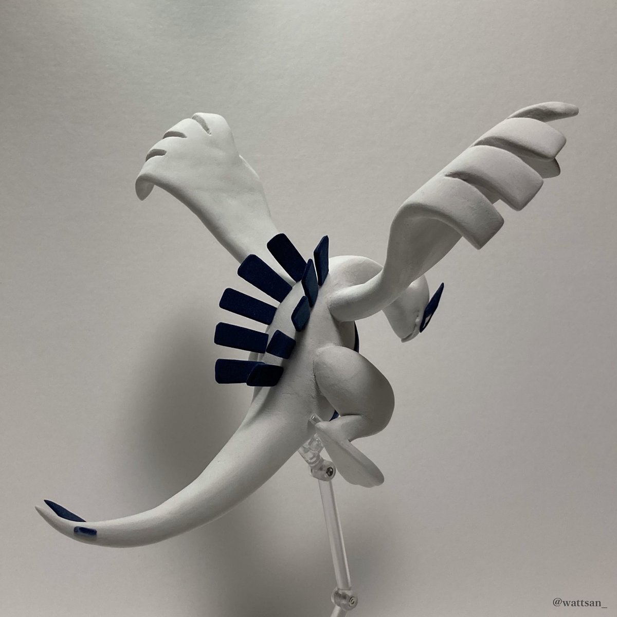 100均の粘土でルギアをつくりました．以前よりもよくなったと思います．
#ルギア
#粘土
#ルギアの日