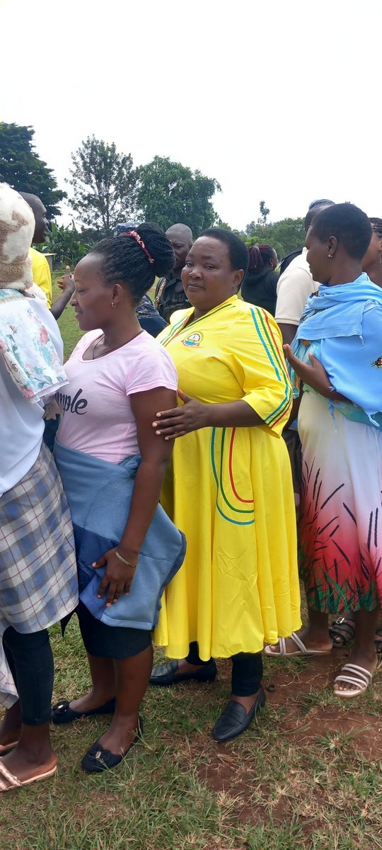 R_Nabbanja's tweet image. I have this afternoon exercised my democratic rights and lined up to vote for the Kakumiro district NRM woman MP flag bearer at Kinena A Cell, Kakumiro town council. As a candidate in the same race seeking re-election, I applaud the people of Kakumiro district for the…