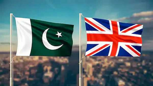 TheNoCapPress's tweet image. UK ends passport stamps for Pakistanis, moving to full digital entry system.
#UKImmigration #PakistanTravel #DigitalBorders #eVisa 

Read more: dailytuesday.co.uk/uk-scraps-pape…