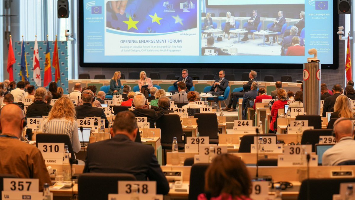 OMurtezani's tweet image. At the #EESCplanary in Brussels, I emphasized that civil society and youth are not side actors but the backbone of democratic transformation.
North Macedonia is committed to making them central to our EU path. @EU_EESC
#EUIntegration #CivilSociety #Youth 🧵1/2